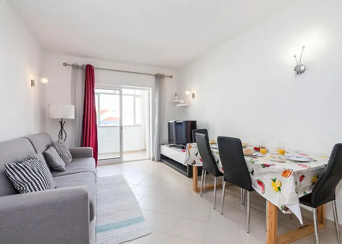 A61 - Largo Do Moinho Apartment In Lagos