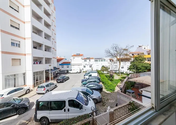 A61 - Largo Do Moinho Apartment In Lagos